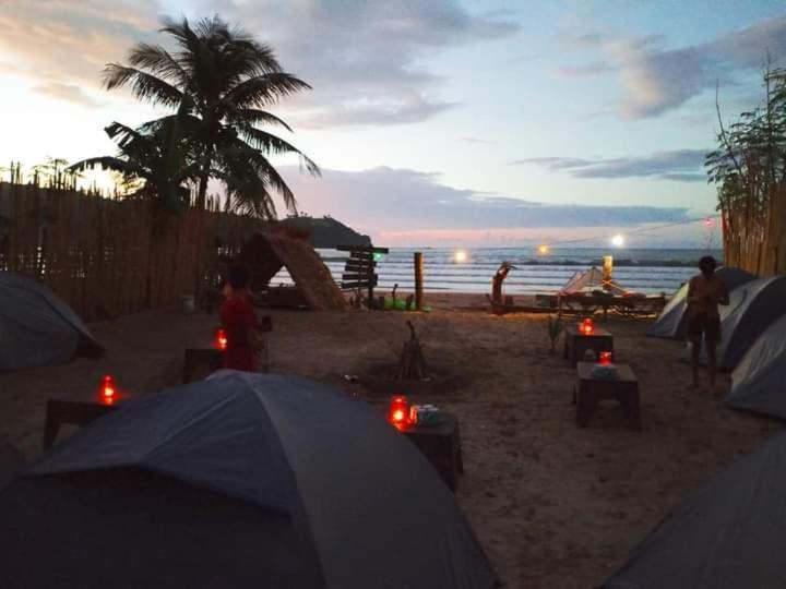 Bucana Kamp Payapa Beachfront 엘니도 외부 사진